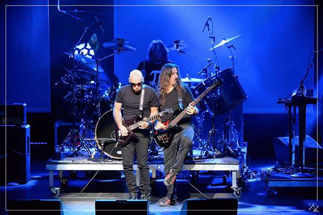 NIK_2923-PF Joe Satriani 17-09-2015 (Zz) (p).jpg